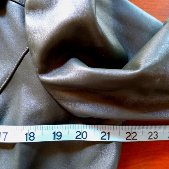 Denim&Co Lamb Leather Jacket with Zip Front and Pockets - Picture 3 of 9